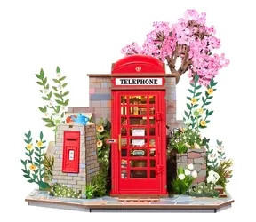 Robotime Miniatur-Telefonzelle mit Büchern und Blumen / Buchstütze / 3D-Puzzle / Holz / 116 Teile