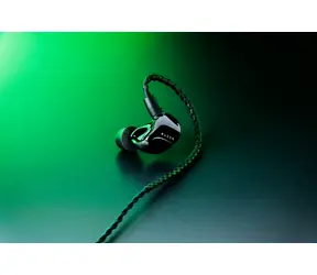 Razer Moray / In-Ear-Kopfhörer / Hybrid-2-Treiber / MMCX / Passive Geräuschisolierung -36 dB