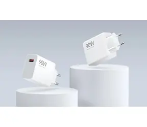 XIAOMI 90W Lade-Set weiß / Ladeadapter + USB-C-Kabel / 1x USB-A / 90W