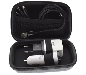 2GO All-in-One / 3-in-1 Reise-Ladeset / Netz- und Autoladegerät / Micro-USB-, USB-C- und Lightning-Kabel