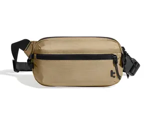 tomtoc Aviator T33 Brusttasche S braun / kompakte Hüfttasche / 1,5 l