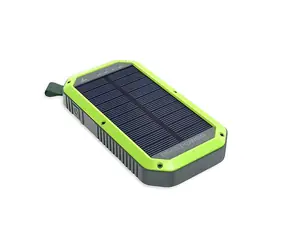RealPower PB-10000 Solar schwarz / Powerbank / 10.000 mAh / Solarpanel / Qi-Ladefunktion / LED-Taschenlampe