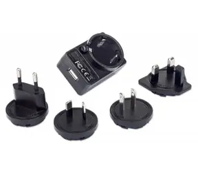 Manhattan USB-Ladegerät und Reiseadapter / Ladegerät / EU/UK-/US-/AU-Anschlüsse / 1x USB-A / 5 W