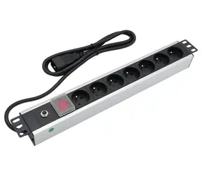 Xtendlan 19"-Verteilerkasten 7x230V / Verteilerkasten / ČSN / Schalter / Überstromschutz / 16A/C20 / Kabel 1,8 m