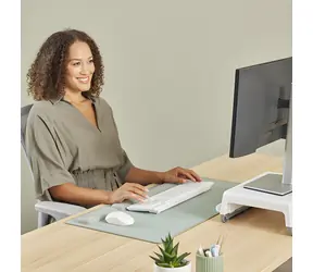 Fellowes Breyta sage / Tastatur-Handgelenkauflage / Silikon / 470×60×17,5 mm / 190 g