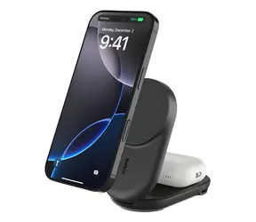 Belkin BOOST CHARGE PRO Qi2 schwarz / Kabelloses, faltbares 2-in-1-Ladegerät / magnetisch / 25 W