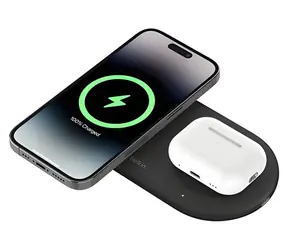 Belkin BOOST CHARGE PRO Qi2 2-in-1 schwarz / Magnetisches kabelloses Ladegerät / 15 W