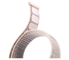 Aiino Koa Fluffy Rose / Armband / Apple Watch 38-42 mm / Serie 1-11