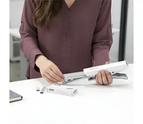 Fellowes LX 890 weiß / Hefter / 40 Blatt Kapazität / Microban