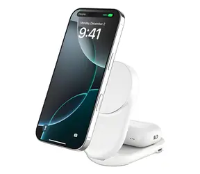 Belkin BOOST CHARGE PRO Qi2 weiß (WIZ039KQWH) / Kabelloses, faltbares 2-in-1-Ladegerät / magnetisch / 25 W