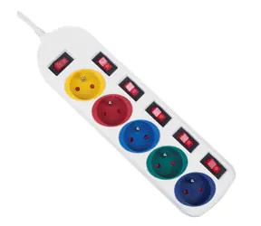 Maclean MCE204 weiß / Verlängerungskabel / 230 V / 5 Steckdosen / 1,5 m / Schalter
