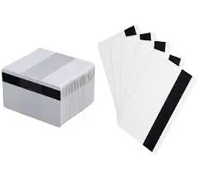 ZEBRA Plastikkarten mit Magnetstreifen, 500 Stück / PVC / 30 mil / LoCo / weiß