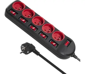 Maclean MCE204 schwarz, rot / Verlängerungskabel / 5x Steckdose Typ F / Schalter / 250 V / 10 A / 1,5 m