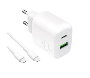 Puro PRO LITE weiß / Netzteil / USB-A + USB-C / PD 30 W / USB-C-zu-USB-C-Kabel 1,2 m