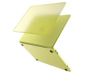 Spigen AirSkin MacBook Neo 13" mattgelb / Schutzhülle / 2026