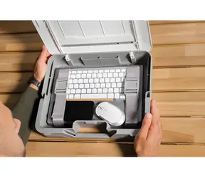 Fellowes BREYTA weiß / Aktentasche mit Laptopständer / bis zu 14 Zoll / 5-fach höhenverstellbar / abschließbar