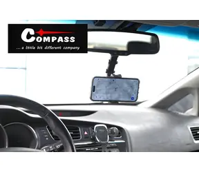 Handy- und GPS-Halterung mit Compass und Klemme / Autohalterung / 3D-verstellbarer Arm / Breite 6,5-10 cm