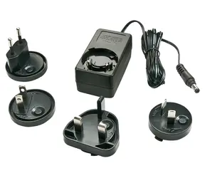 Lindy ECO MC schwarz / Netzteil / 5V/3A / 15W / 100-240V / austauschbare Anschlüsse