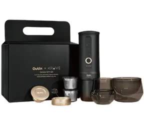 Outin Nano Kruve schwarz-gold / Tragbare Espressomaschine / 20 bar / 100 W / Geschenkset