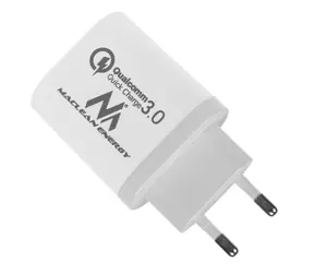Maclean MCE479W / Netzladegerät / QC / 3x USB-A