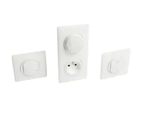 Legrand Celiane mit Netatmo -Erweitertem Starterkit weiß / Smart-Verkabelungsset