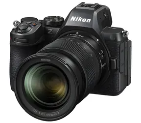 Nikon Z 5 II + 24-70 F/4 S / Spiegellose Kamera / Objektivset