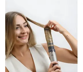 Taurus Airwave Digital Pro silber / Haarstyler / 1300 W / 12 Geschwindigkeitsstufen / Austauschbare Aufsätze