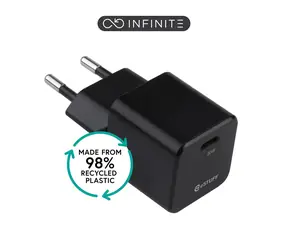eSTUFF INFINITE schwarz / USB-Ladegerät / USB-C / 30 W / GaN / Schnellladung