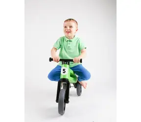 FUNNY WHEELS Rider Sport Laufrad grün / 2in1 / Sattelhöhe 28/31 cm / Tragkraft 25 kg / ab 18 m