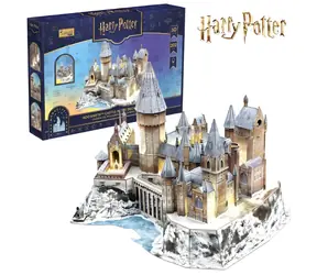 CubicFun 3D-Puzzle Hogwarts im Schnee Harry Potter / 202 Teile / LED-Beleuchtung / 45,5 x 32,5 x 32,5 cm