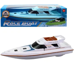 MADE Yacht-Rennboot / Wasserspielzeug / Kunststoff / 29 cm / 2 Farben / ab 3 Jahren