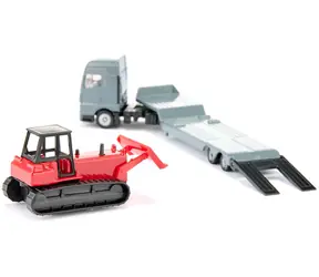 Siku MAN Traktor mit Bulldozer 1762 / Modell 1:87 / Metall und Kunststoff / ab 3 Jahren