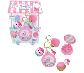 SPARKYS Schlüsselanhänger mit Balsam und Kamm - Süßigkeiten / Lippenbalsam + Kamm