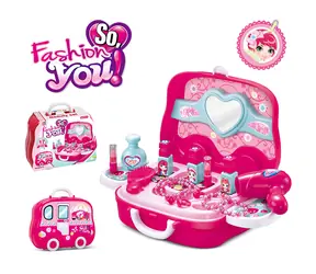 Sparkys Kosmetikkoffer rosa / Föhn, Nagellacke, Kämme / ab 3 Jahren