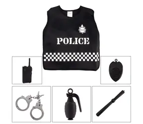 SPARKYS Set für kleine Polizisten / Mütze, Abzeichen und Zubehör / ab 3 Jahren
