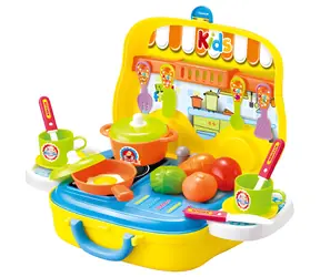 SPARKYS Küchenkoffer Auto gelb / Kinderküche / 26 Teile / ab 3 Jahren