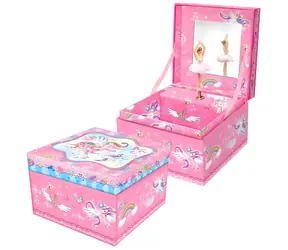 SPARKYS Musikalische Schmuckschatulle Einhorn mit Ballerina / ab 3 Jahren / 14,8 × 11 × 8 cm
