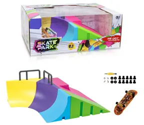 SPARKYS Skatepark 6in1 mit Quarterpipe / Fingerboard-Rampenset / ab 6 Jahren