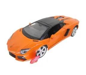 SPARKYS Metallmodell Lamborghini Aventador LP700-4 Roadster / 1:24 / Metall / ab 6 Jahren