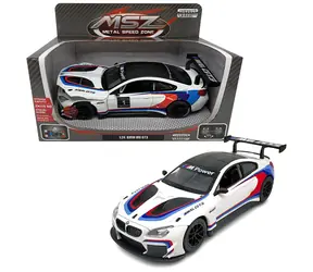 SPARKYS Metallmodellauto BMW M6 GT3 / 1:24 / Licht- und Soundeffekte / Türen zum Öffnen