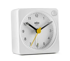 Braun BC02X weiß / Klassischer Wecker / 1x AA Batterie