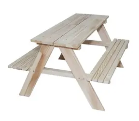 KIK Kindertisch aus Holz mit Bänken