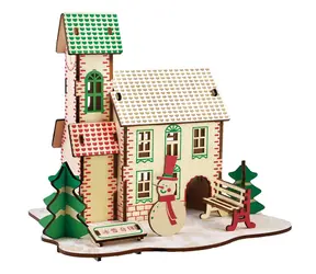 Woodcraft Holz-3D-Puzzle Winterhaus / 36 Teile / ab 8 Jahren / Schwierigkeit: einfach 