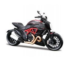 Maisto Ducati Diavel Carbon / Maßstab: 1:12 / ab 8 Jahren