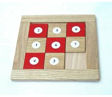 Tschechisch Holzspielzeug. Didaktisches Holzspielzeug mit Zahlen / ab 3 Jahren