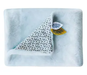 Doudou Plüsch-Babydecke Koala Yoca 70x100 cm blau / ab 0 Jahren