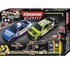 Carrera 62583 GO Nascar 3.6 / Rennstrecke / Rundkurslänge 3,6 m / ab 6 Jahren