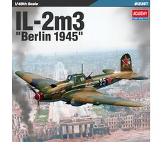 Academy Il-2m3 Berlin 1945 / Plastikmodell / 1:48