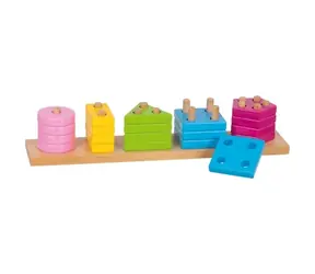 GOKI Puzzle Sortierfarben und Formen / ab 2 Jahren