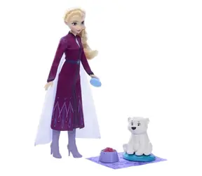 Mattel Frozen Puppe - Elsa mit Eisbär / ab 3 Jahren
